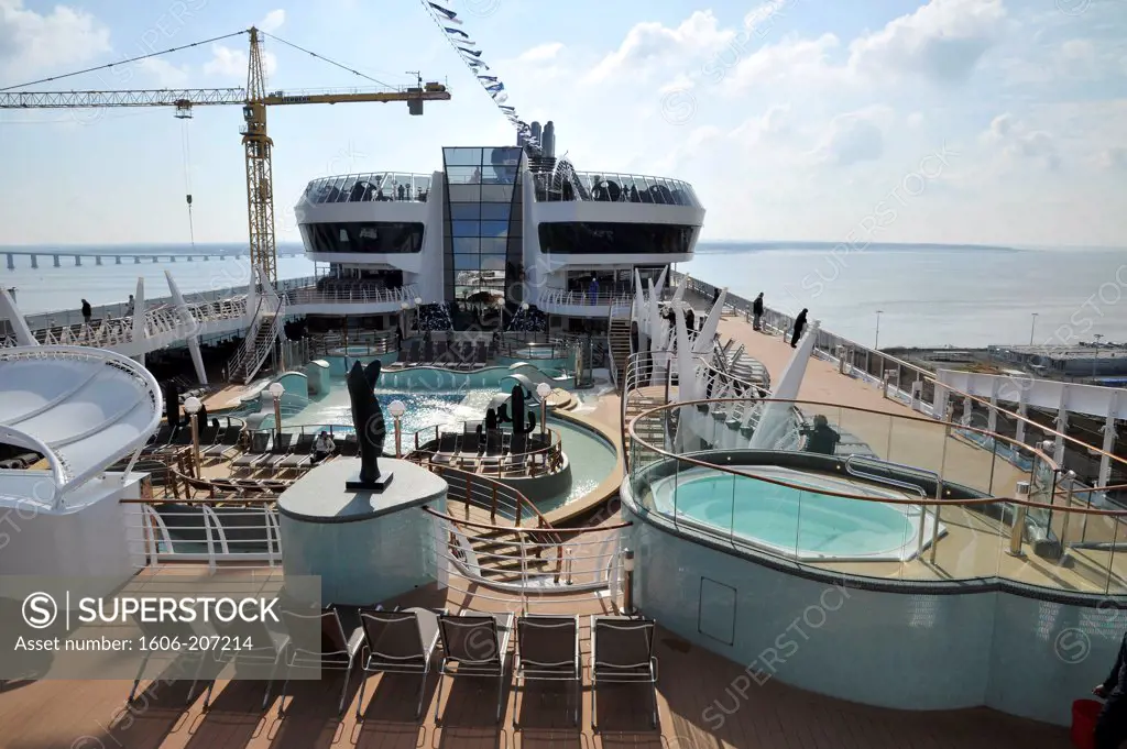 France, Pays de la Loire, STX shipyards in Saint-Nazaire, delivery of MSC Preziosa giant liner, pool and solarium on the upper deck on board the ship.
