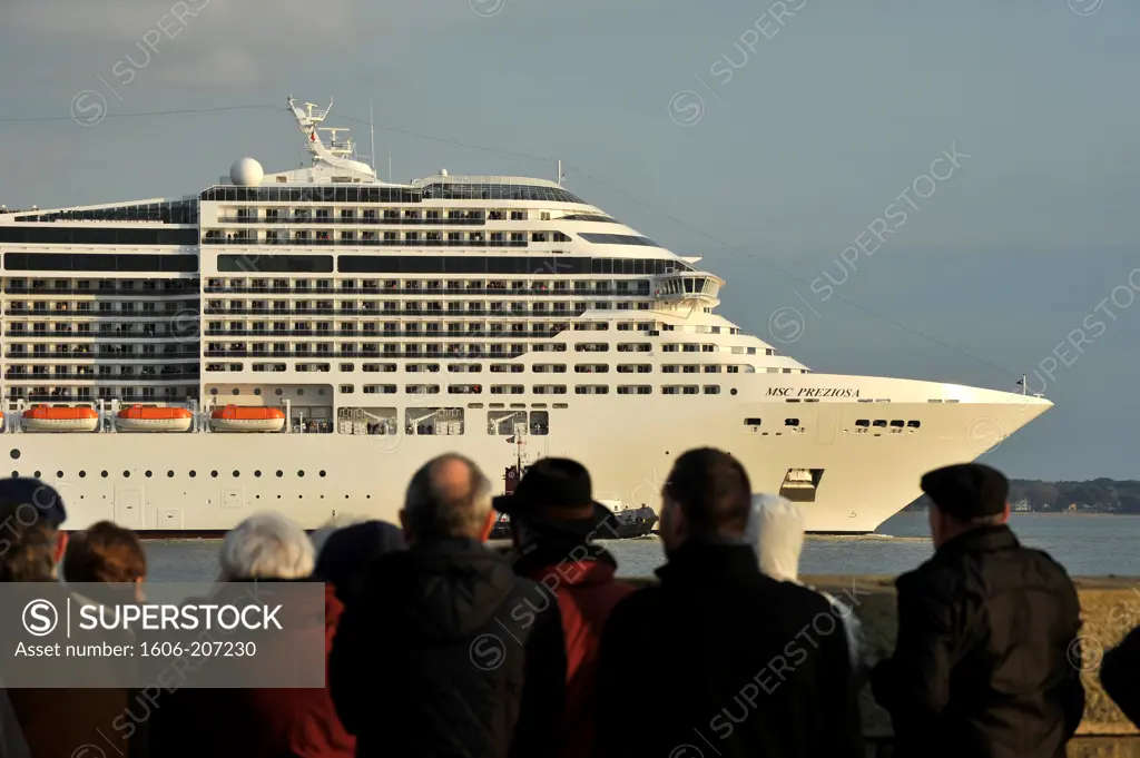 France, Pays de la Loire, STX shipyards in Saint-Nazaire, delivery of MSC Preziosa giant liner, ship leaves port in front of a crowd of visitors.