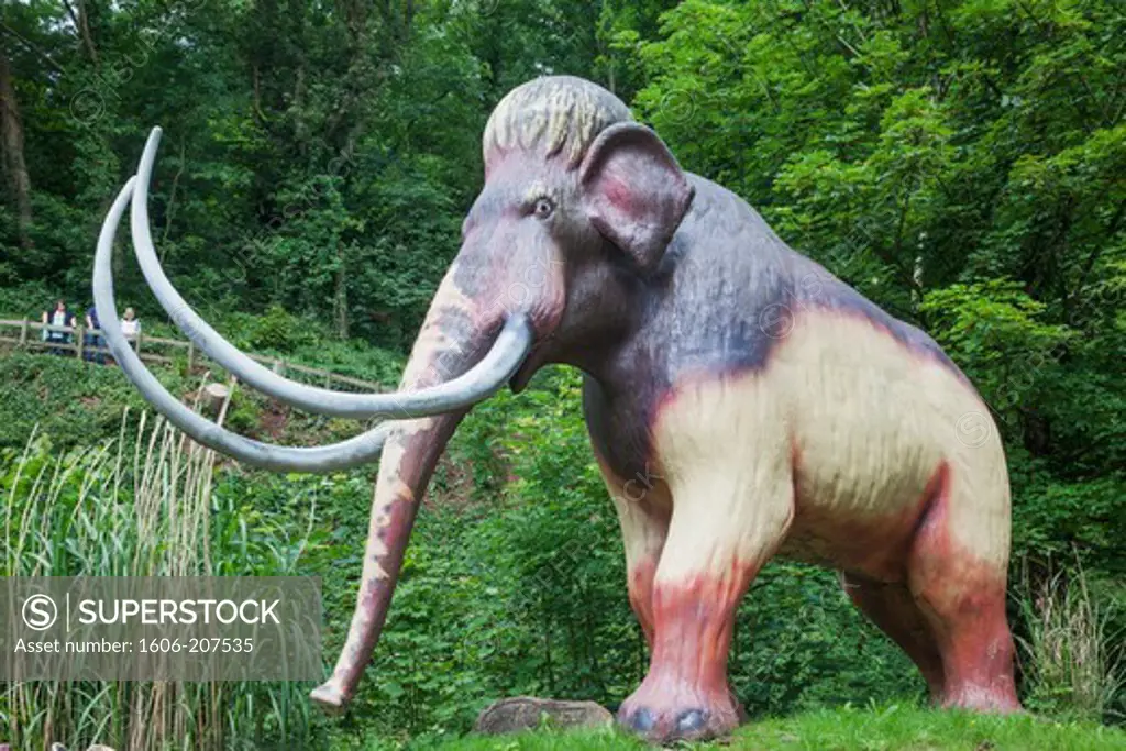 England,Somerset,Wookey Hole,Giant Model of Woolly Mammoth
