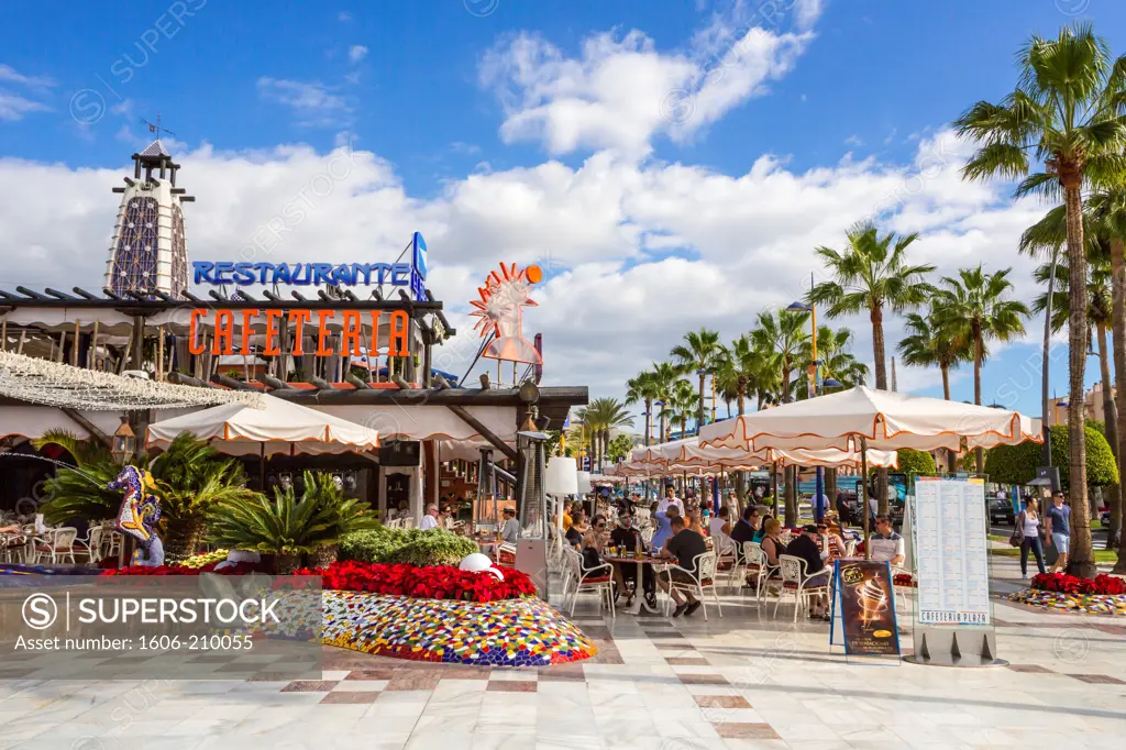 Spain, Canary Islands, Tenerife Island, Playa las Americas City,Cafe terrace
