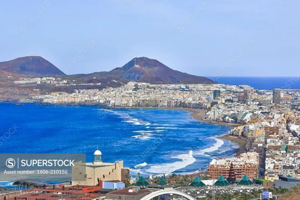 Spain, Canary Islands, Gran Canaria Island, Las Palmas City, Congress Palace Bldg. Las Canteras Beach, down town skyline