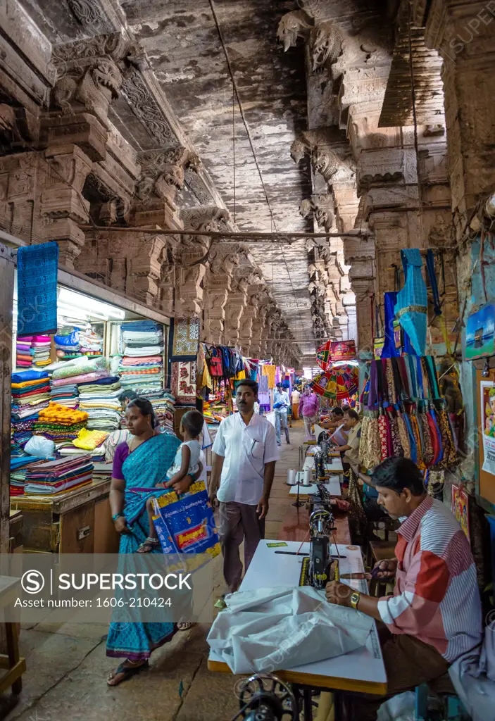 India, Tamil Nadu State Madurai City, Sri Meenakshi Temple, tailors