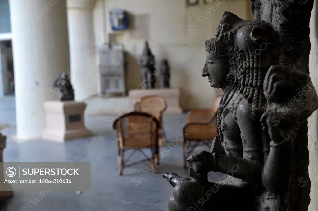 collection of chola bronzes in the Rajaraja museum . The museum is part of the Nayaka Palace in Thanjavur,Tamil Nadu,South India,Asia