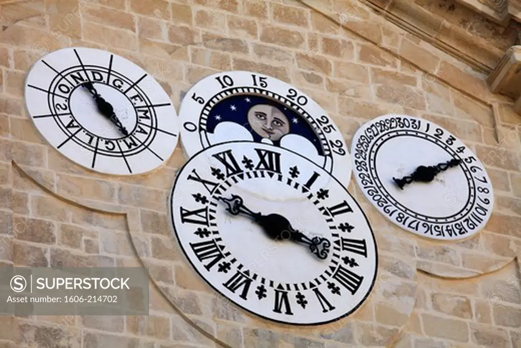 Malta, Valletta,  Grand Master's Palace, courtyard, clocks, calendars