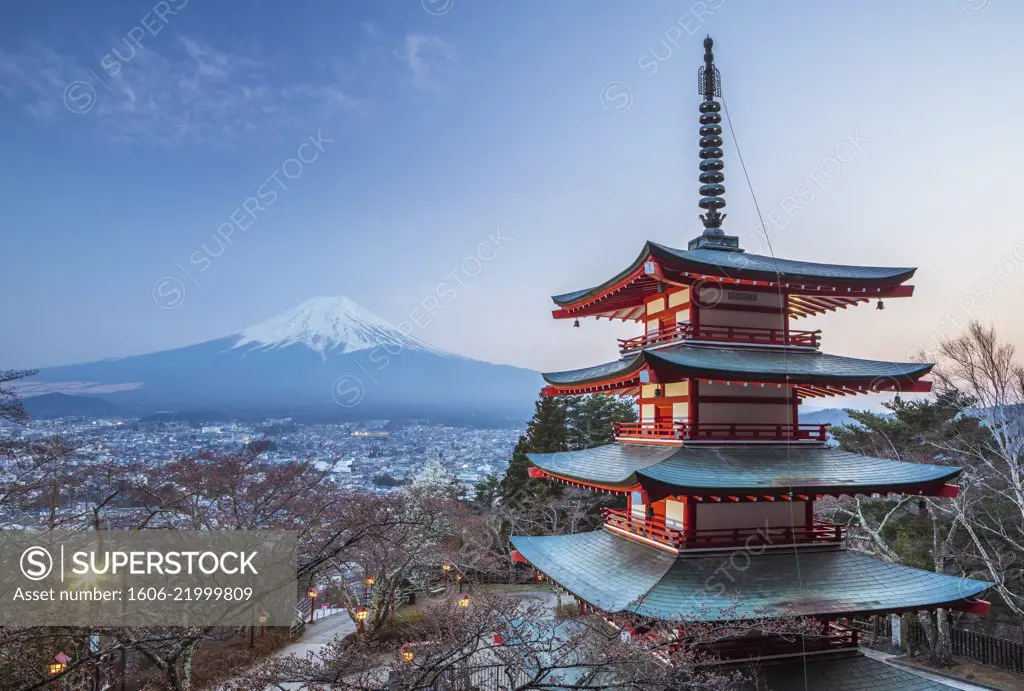 Japan, Fujiyoshida City, Churieto Pagoda, Mount Fuji