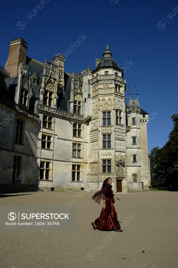 Berry, Meillant castle, eastern facade, the Lion tower, woman walking in the court