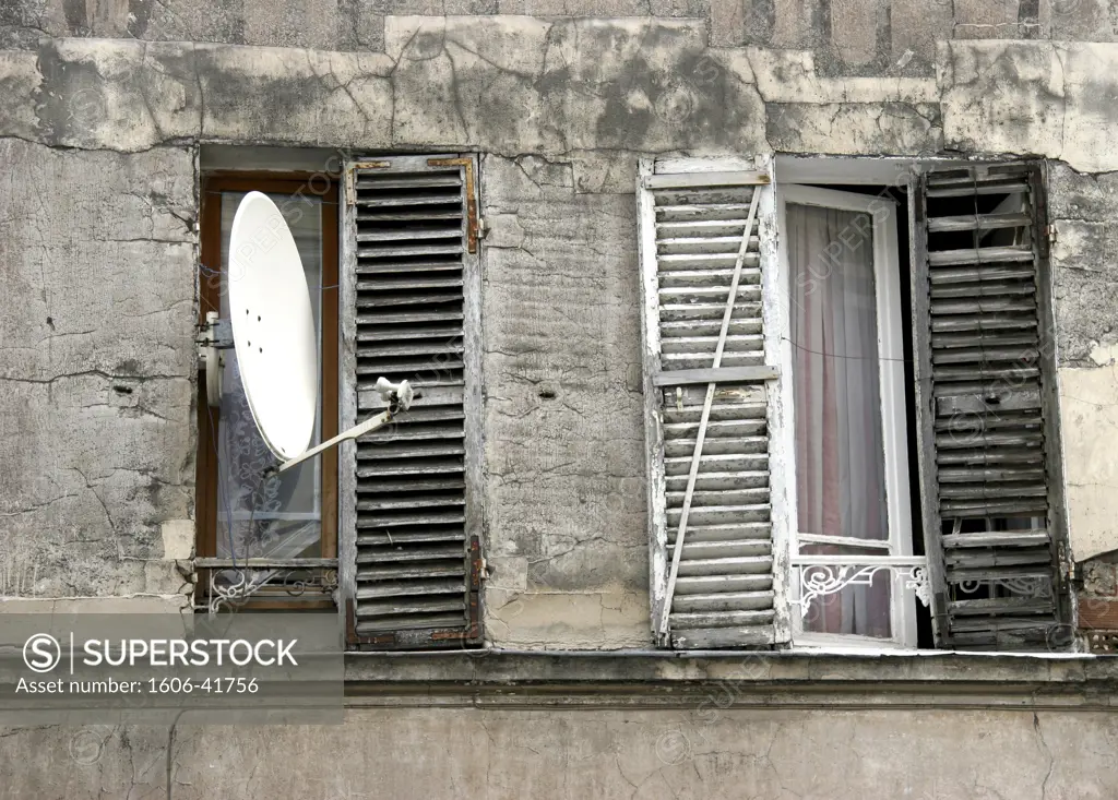 France, Paris, decayed facade, close-up