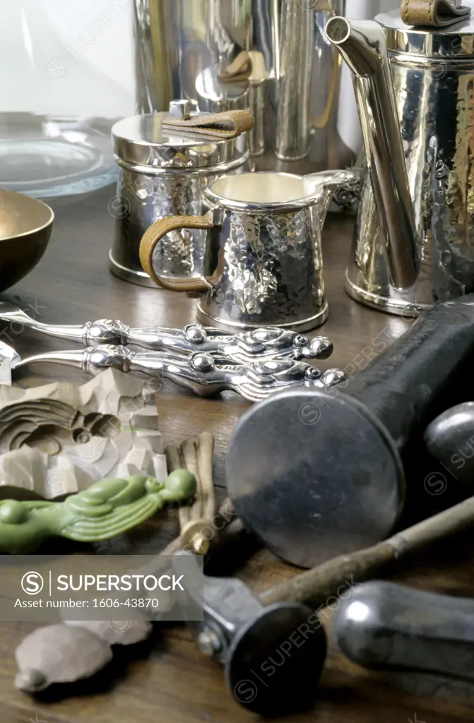Various plate pieces, coffee pot, milk jug, sugar bowl, kitchen utensils