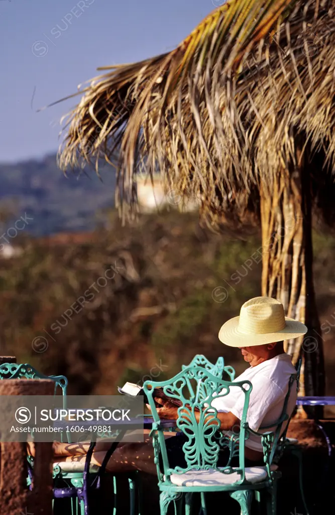 Mexico, Guerrero state, Zihuatanejo village, relaxing at the Casa Que Canta (charming hotel)