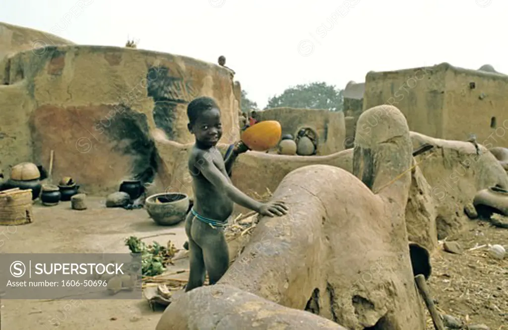 West Africa,Burkina Faso, Tiébélé, Gurunsi country, Kassena boy
