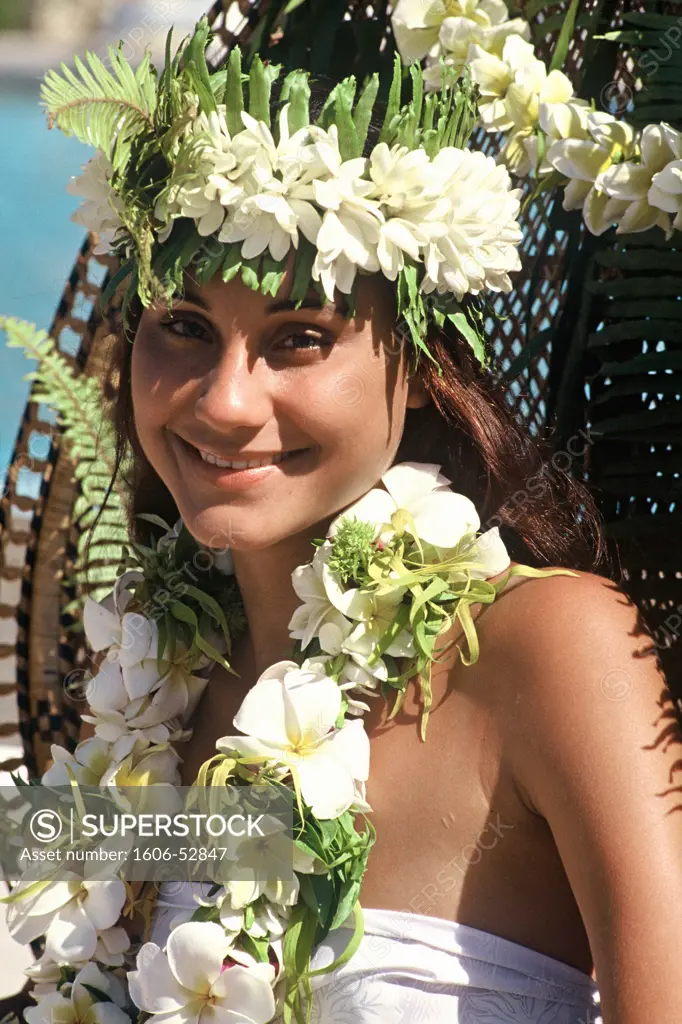 French Polynesia, Moorea, portrait of a polynesian bride