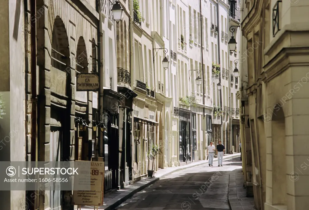 France, Paris, 5th arrondissement, Bièvre street, passers-by