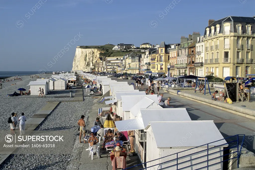 France, Picardie, Somme, Mers-les-Bains, houses façades and beach