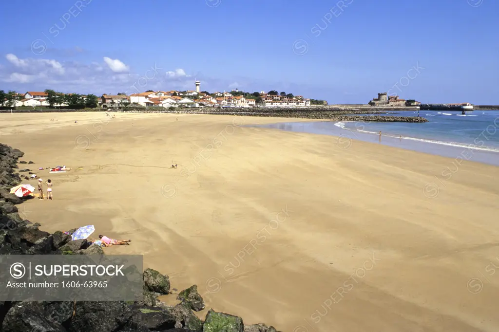 France, Aquitaine, Pyrenees Atlantiques, Pays Basque, Ciboure, Socoa beach