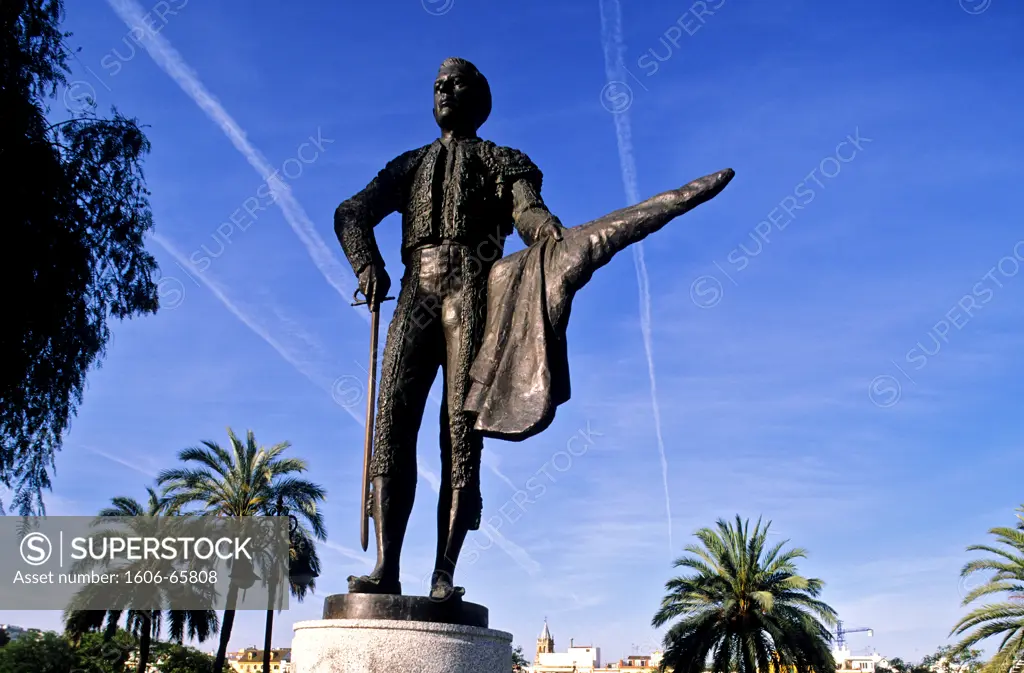Spain, Andalusia, Sevilla, torero statue in front of