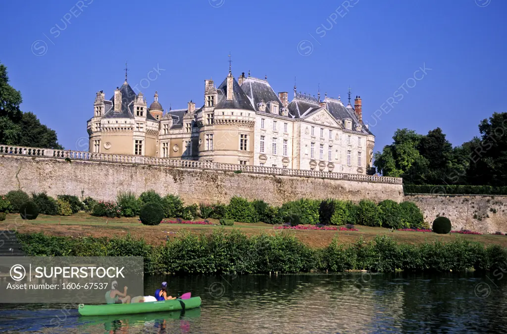 France, Sarthe (72) Le Lude, castle close to Loir river