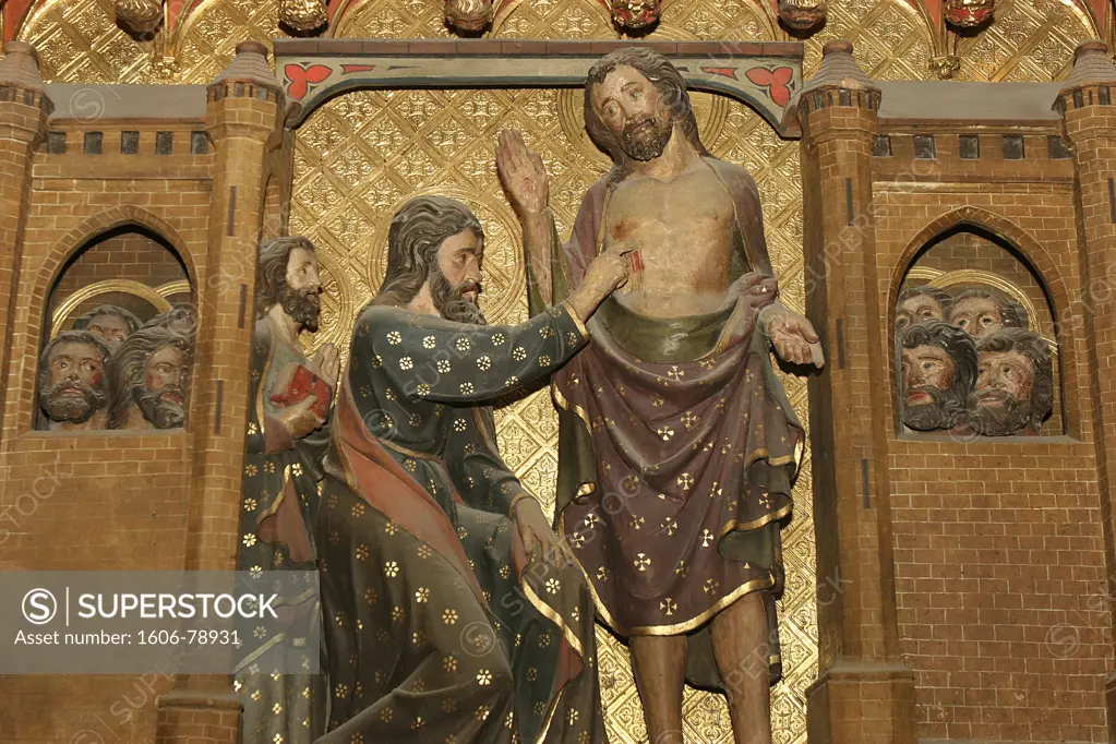 France, Paris, Notre Dame de Paris cathedral sculpture : Christ showing his wounds