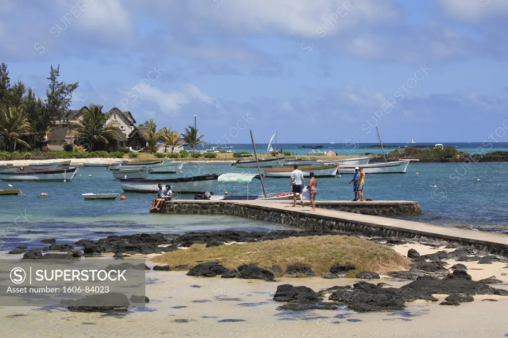 Mauritius, Cap Malheureux, seashore, houses, boats, scenery