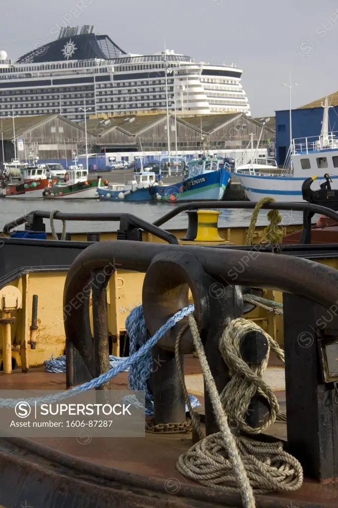 France, Pays de la Loire, Loire atlantique, Saint-Nazaire, Basin, cruise ship and tugboat in harbor