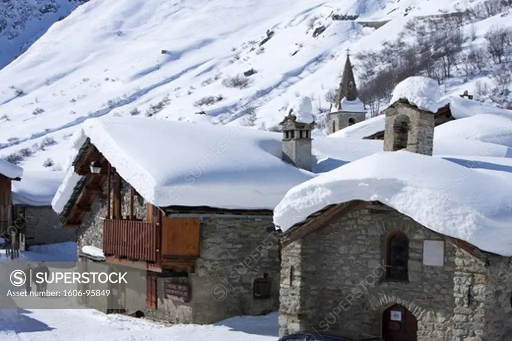 France, Alps, Savoie, Bonneval sur Arc in winter