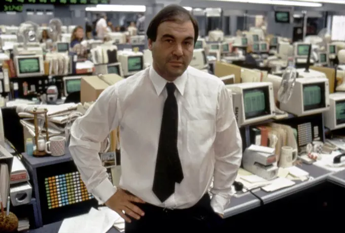 On the set, Oliver Stone , Wall Street , 1987 directed by Oliver Stone Twentieth Century Fox Pictures