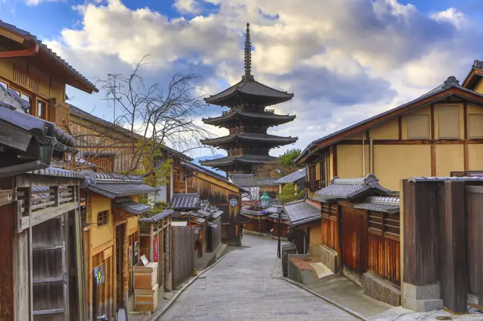 Japan, Kyoto City, Gion, Yasaka Pagoda