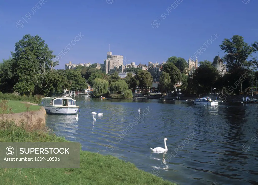 Windsor Castle & River Thames, Windsor, England
