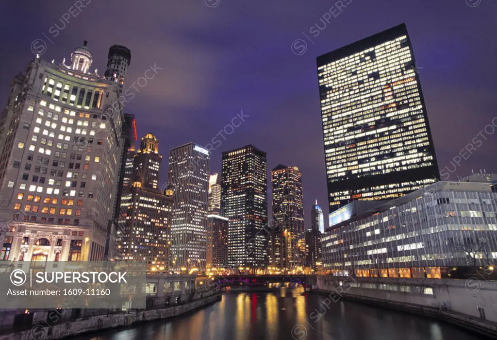 Chicago River & East Wacker Drive, Chicago, Illinois, USA