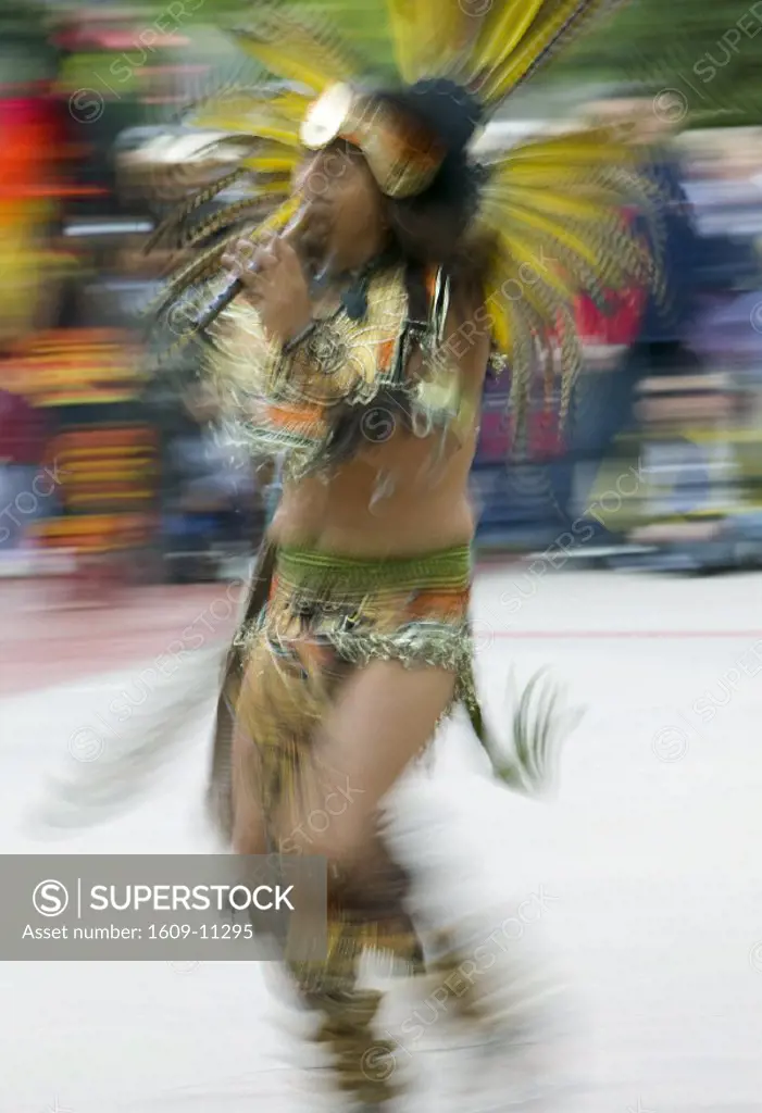 Aztec Indian Street Performers, El Pueblo de Los Angeles, LA, California, USA