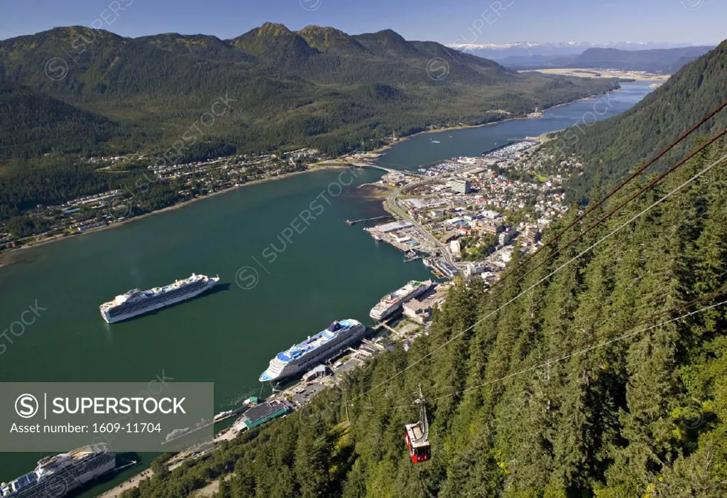 View from Mt. Robert´s, Juneau, Alaska, USA
