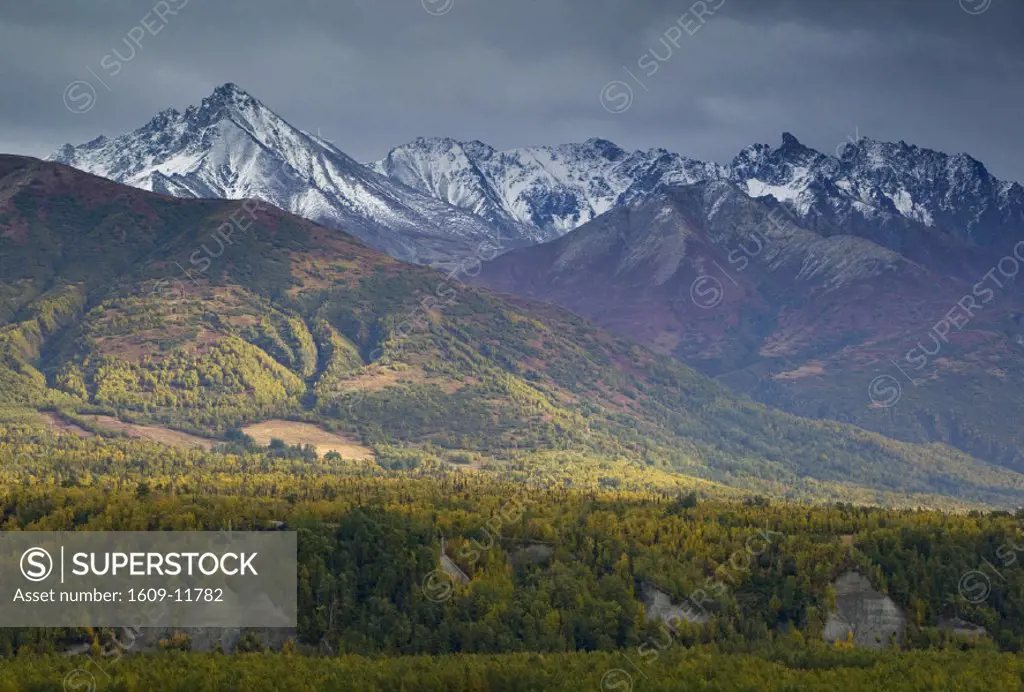 Talkeetna mountains from Glenn Highway, Alaska, USA