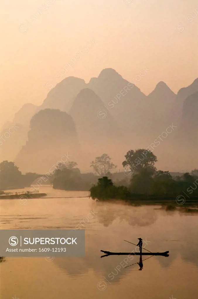 Li River / Typical Scenery / Limestone Mountains & River / Dawn, Guilin / Yangshou, Guangxi Province, China