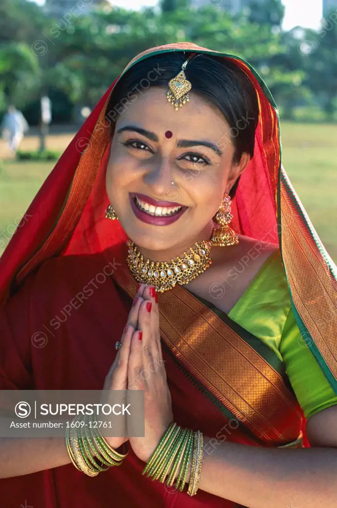 Woman Dressed in Sari / Traditional Costume, Mumbai (Bombay), Maharastra, India