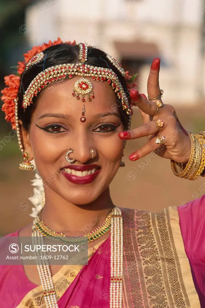 Female Dancer / Woman Dressed in Traditional Costume, Mumbai (Bombay), Maharastra, India
