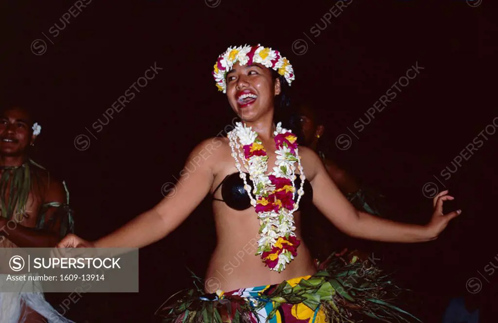Polynesian Dancer Dressed in Traditional Costume, Aitutaki, Polynesia / South Pacific, Cook Islands