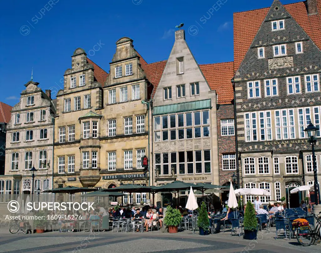 The Main Square (Marktplatz)  / Gabled Houses & Outdoor Cafes, Bremen, Bremen, Germany