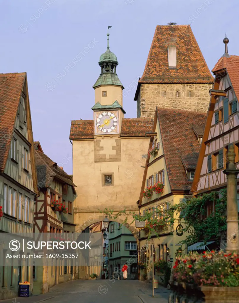 Street Scene, Rothenburg ob der Tauber, Baveria / Romantic Road (Romantische Str, Germany