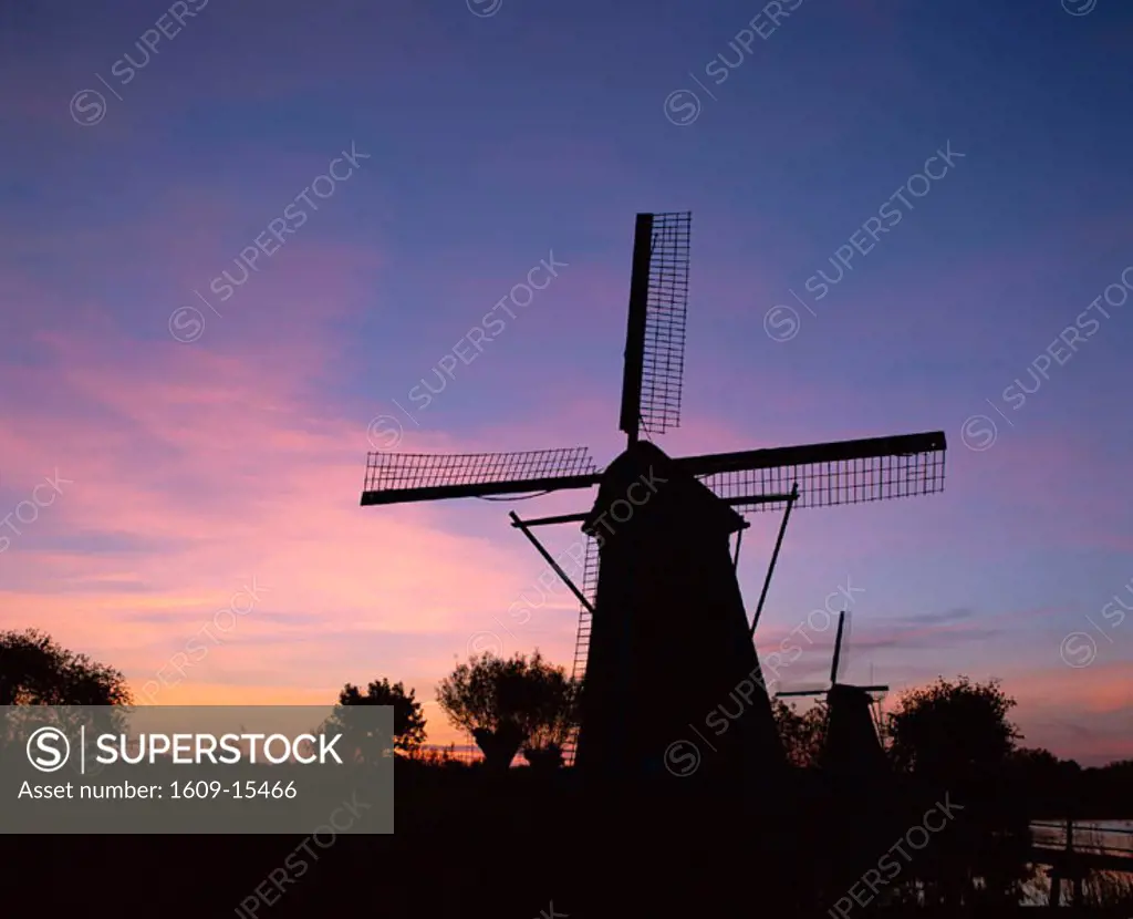 Windmills at Sunset / Silouhette, Kinderdijk, Holland (Netherlands)