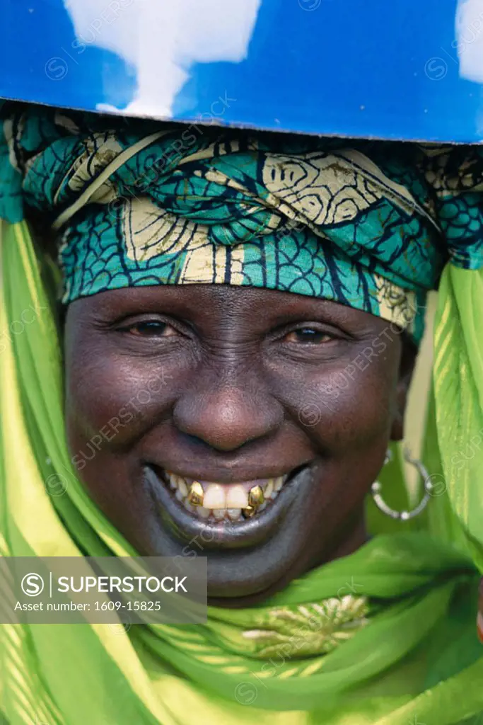 African Woman Carrying Box on Head / Portrait, Banjul, Gambia