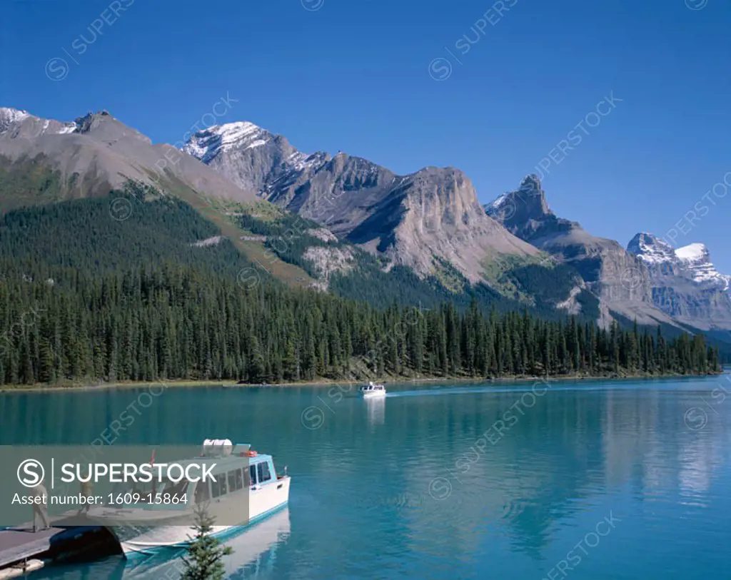 Jasper National Park / Maligne Lake, Jasper, The Rockies / Alberta, Canada