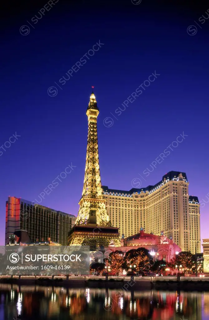 Paris Las Vegas Hotel & Casino / Night View, Las Vegas, Nevada, USA