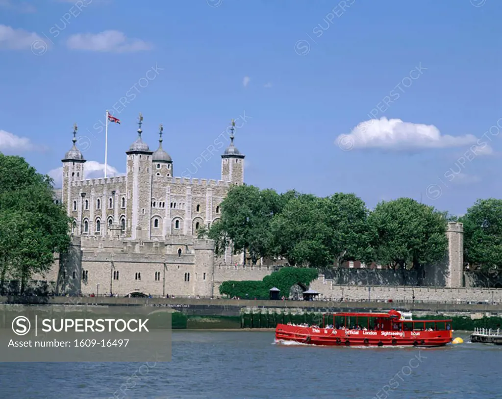 Tower of London / Thames River with Tour Boat, London, England