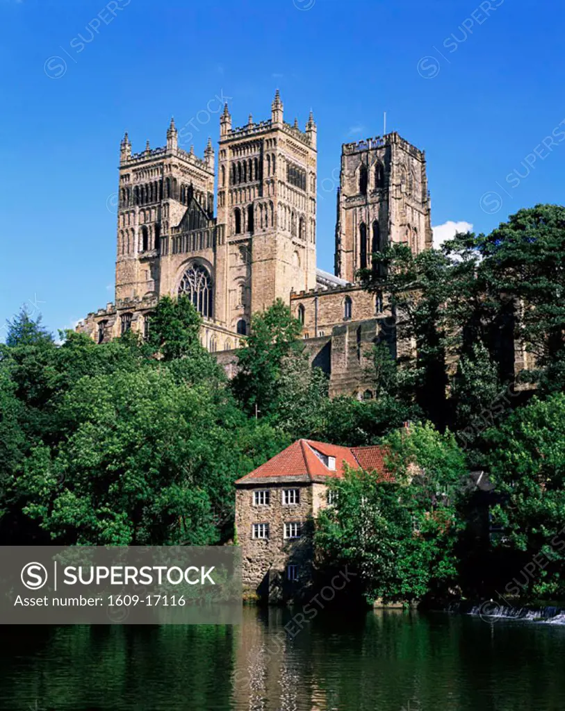 England, Durham, Durham Cathedral on the River Wear