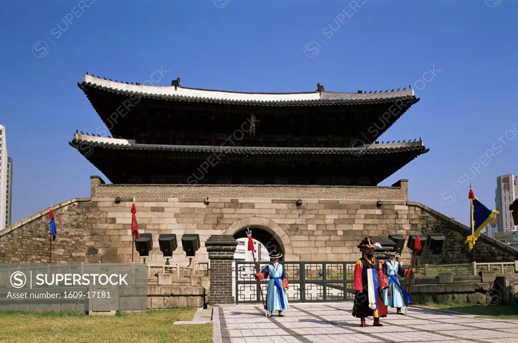Korea, Seoul, Sungnyemun, South Gate