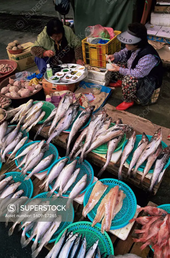 Korea, Busan, Jagalchi Market, Fresh Fish Stall