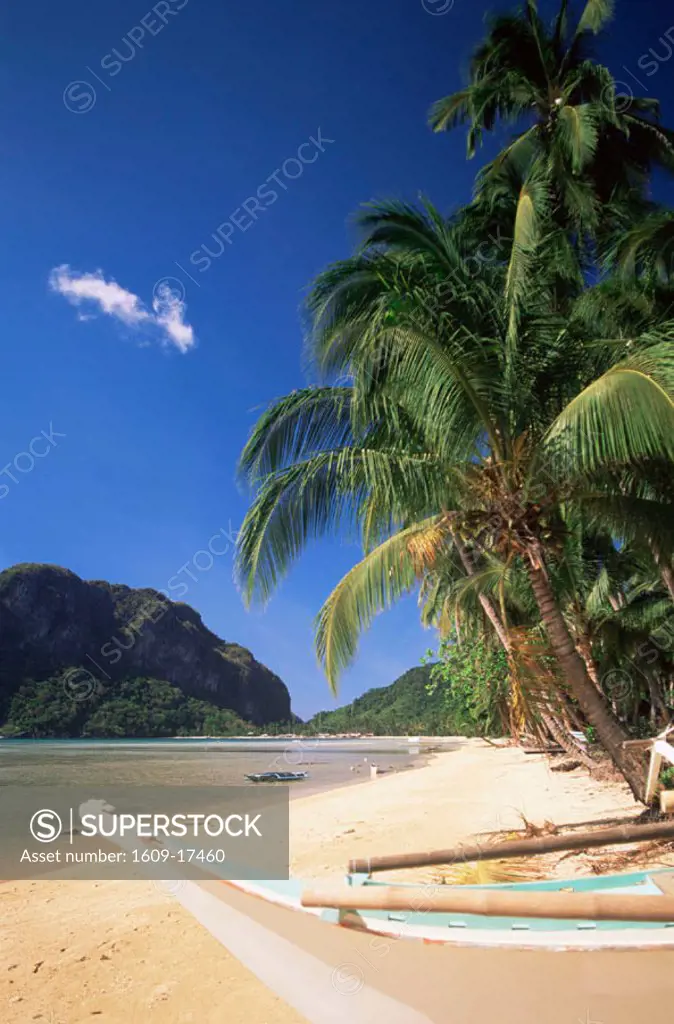 Philippines, Palawan, Bascuit Bay, El Nido, Beach Scene
