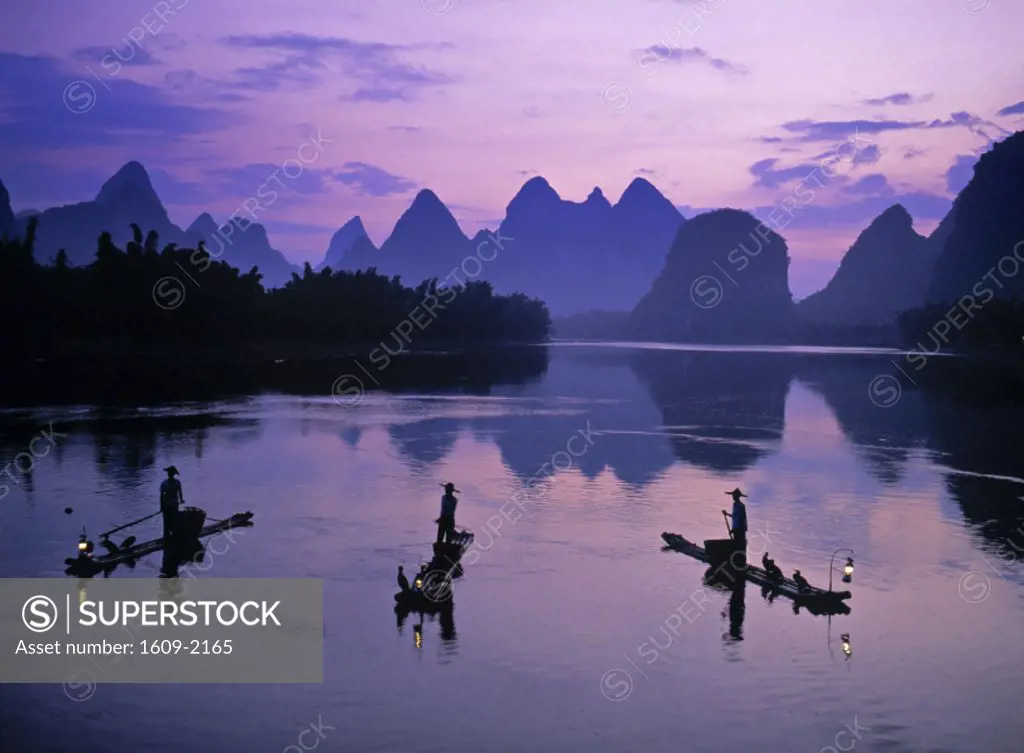Cormorant fishermen, Li River, Yangshuo, Guangxi, China