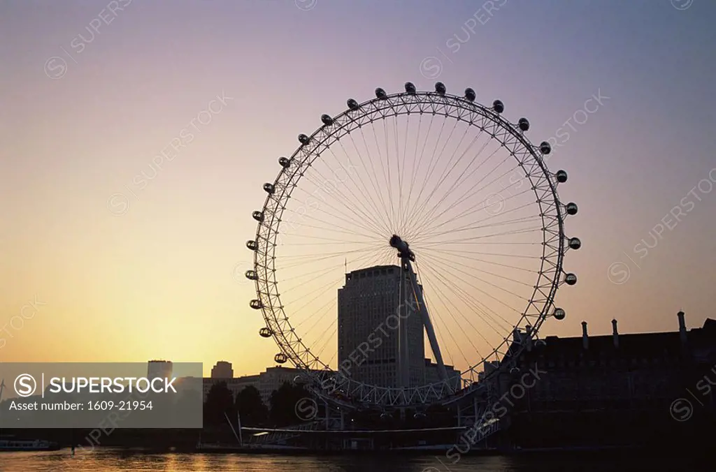 England, London, London Eye and River Thames at Dawn