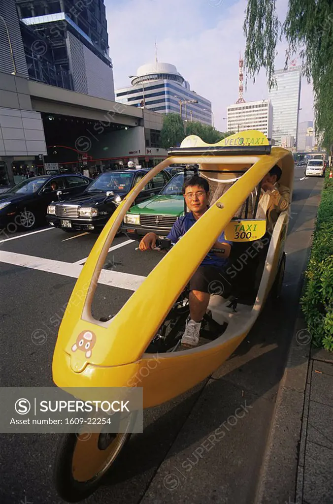 Japan, Tokyo, Ginza, Pedicab