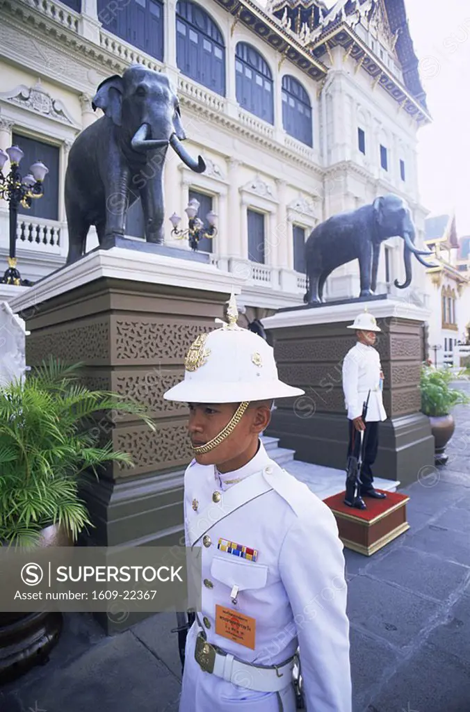 Thailand, Bangkok, Wat Phra Kaeo, Grand Palace, Guards at the Royal Palace